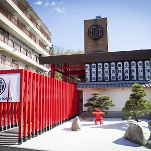 The Tokyo 2* Югавара